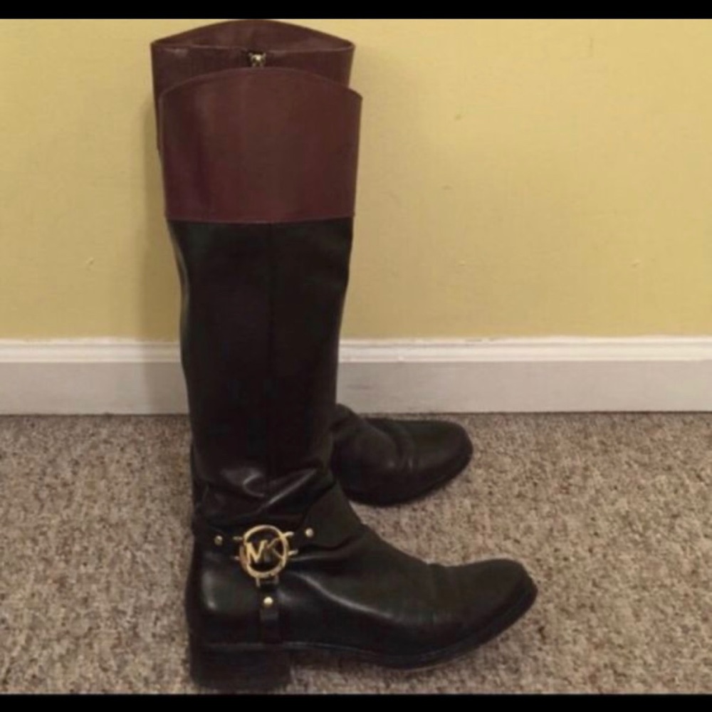 Michael kors boots size 8